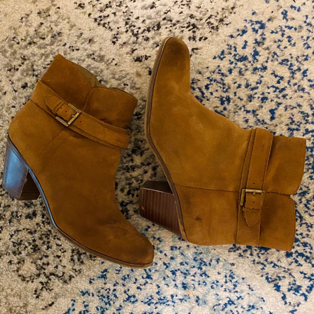 Sam Edelman Booties Size 9